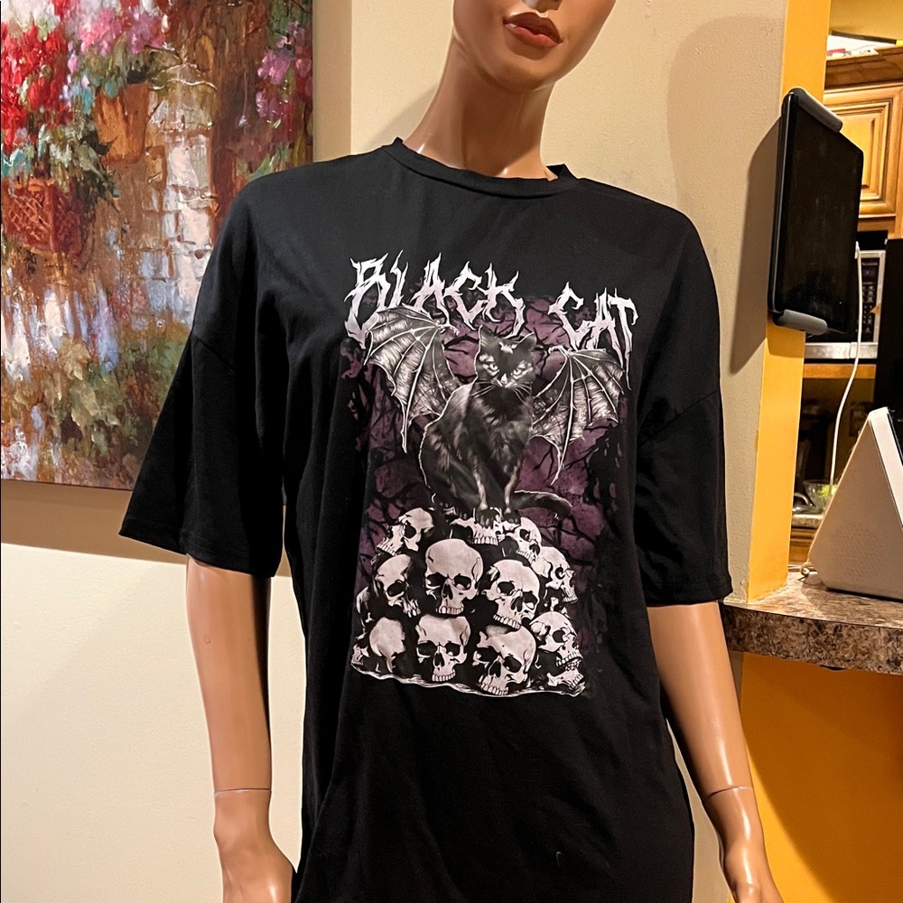 Goth  Black Cat bat oversized XS  T shirt nwt ( runs big)